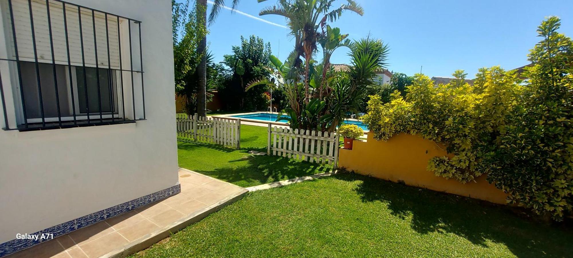 Chalet La Huerta Con Piscina Y Wifi コニル・デ・ラ・フロンテラ エクステリア 写真