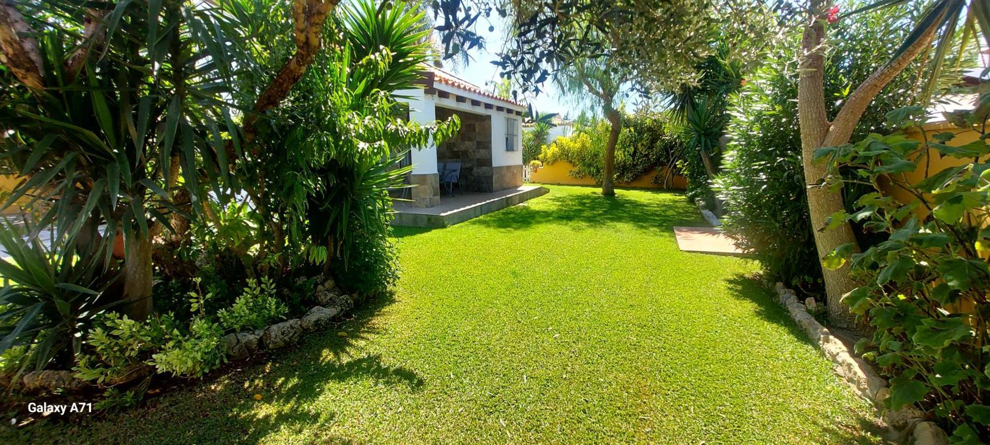 Chalet La Huerta Con Piscina Y Wifi コニル・デ・ラ・フロンテラ エクステリア 写真