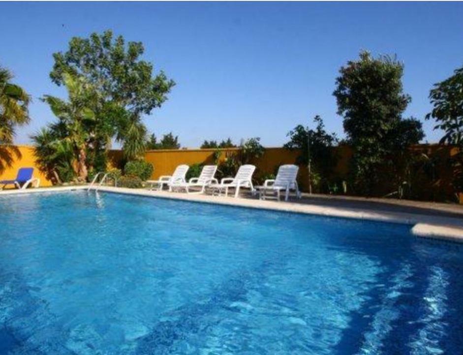Chalet La Huerta Con Piscina Y Wifi コニル・デ・ラ・フロンテラ エクステリア 写真