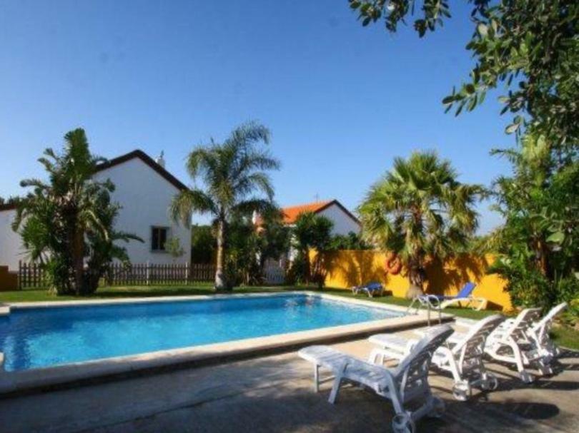 Chalet La Huerta Con Piscina Y Wifi コニル・デ・ラ・フロンテラ エクステリア 写真
